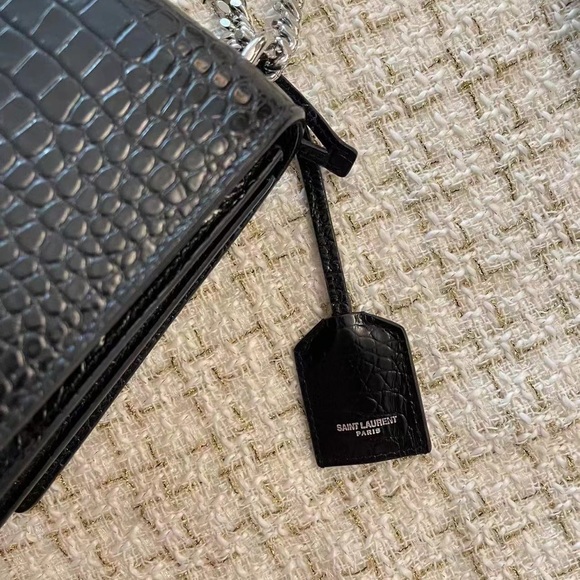 SAINT LAURENT SUNSET MEDIUM CHAIN GAB IN CROCODILE EMBOSSED SHINY LEATHER - Picture 7 of 7